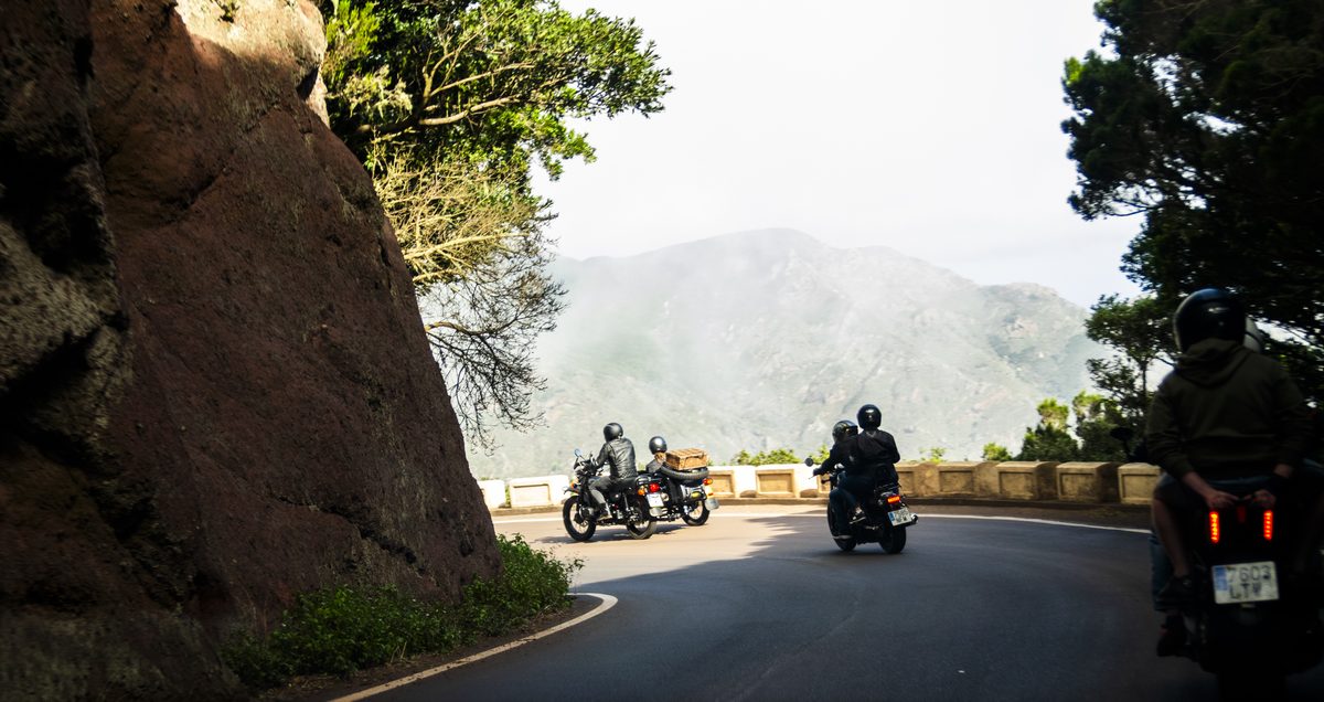 Teide quad buggy adventure tour in Tenerife volcanic landscapes - 1 Day Guided Motorcycle Tour - 5h Loop